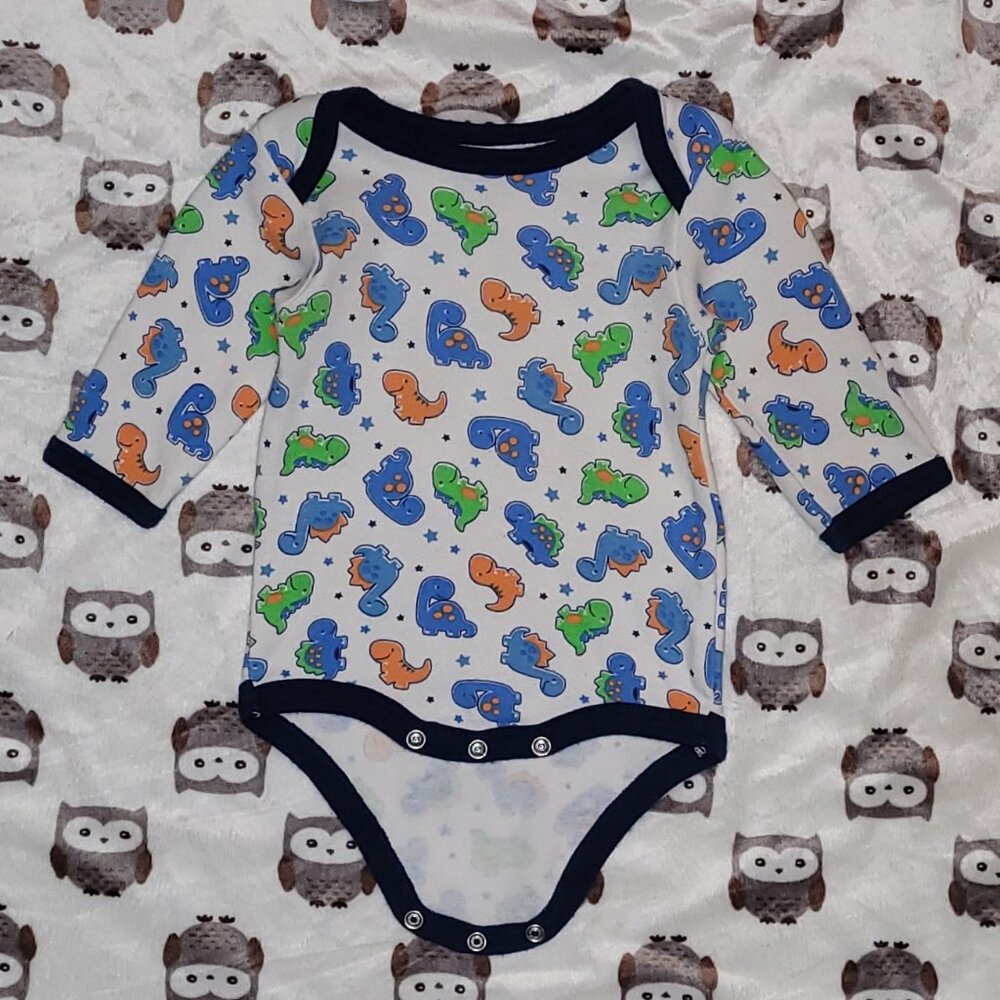 $1 | 0-3m | Long Sleeved Bodysuit/Onesie